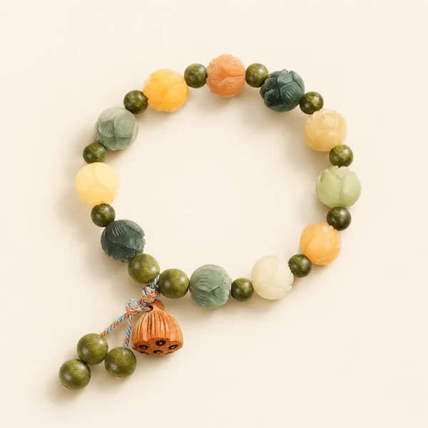 Green Sandalwood Lotus Bracelet for Calm & Cleansing