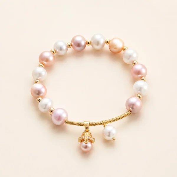 Pearl Lucky Cat Bracelet for Purity & Grace